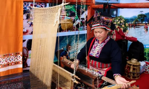 Khôi phục và phát triển nghề truyền thống, Điện Biên tạo sinh kế ổn định cho người dân